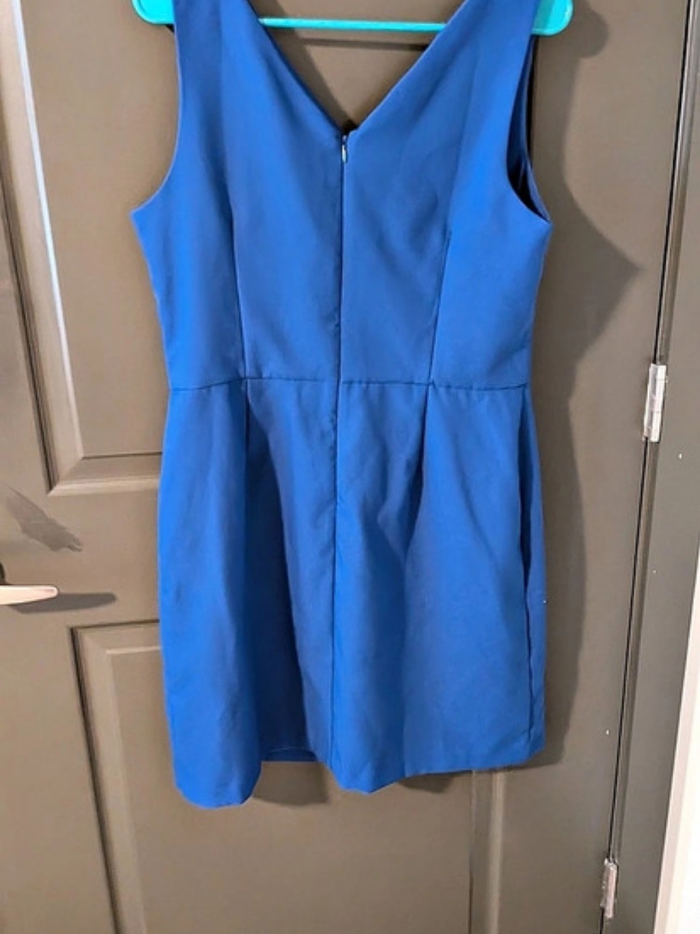 LOFT V-Neck Mini Dress in Blue Size 10 Like New